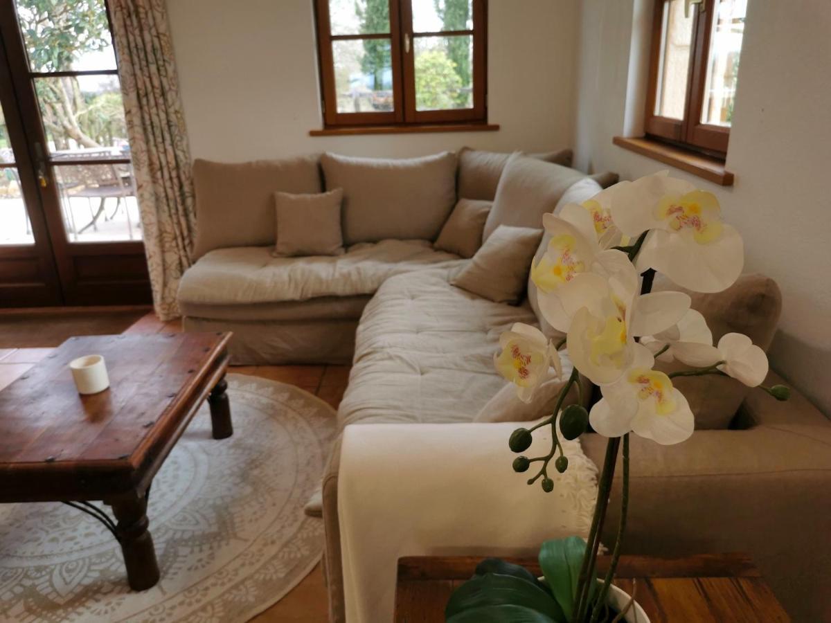 3 Self-Contained Gites With Pool And Games Room Saint-Georges-de-Noisne Экстерьер фото