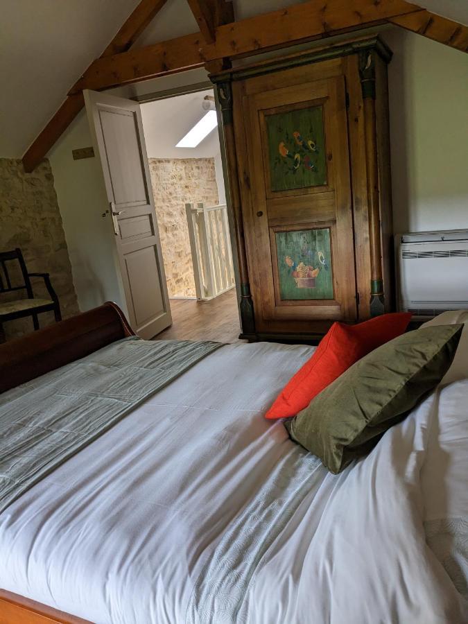 3 Self-Contained Gites With Pool And Games Room Saint-Georges-de-Noisne Экстерьер фото