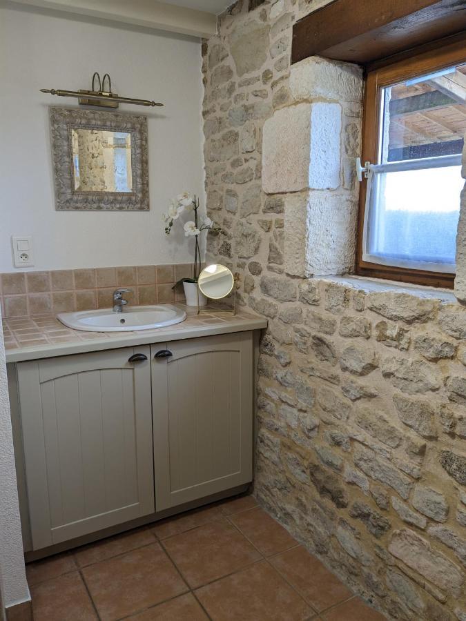 3 Self-Contained Gites With Pool And Games Room Saint-Georges-de-Noisne Экстерьер фото