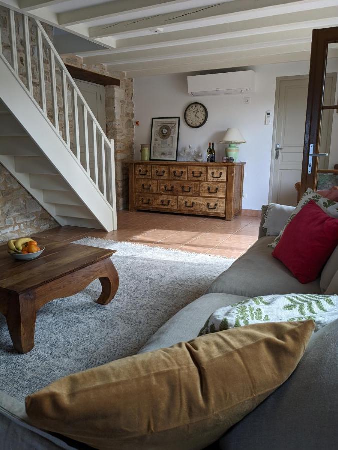 3 Self-Contained Gites With Pool And Games Room Saint-Georges-de-Noisne Экстерьер фото