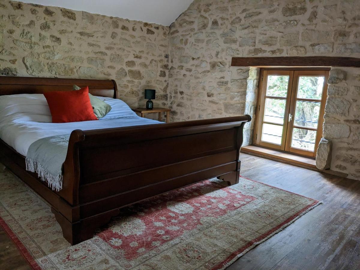 3 Self-Contained Gites With Pool And Games Room Saint-Georges-de-Noisne Экстерьер фото